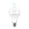 Mozgásérzékelős 9 W-os LED izzó E 27 foglalatban (BBL)