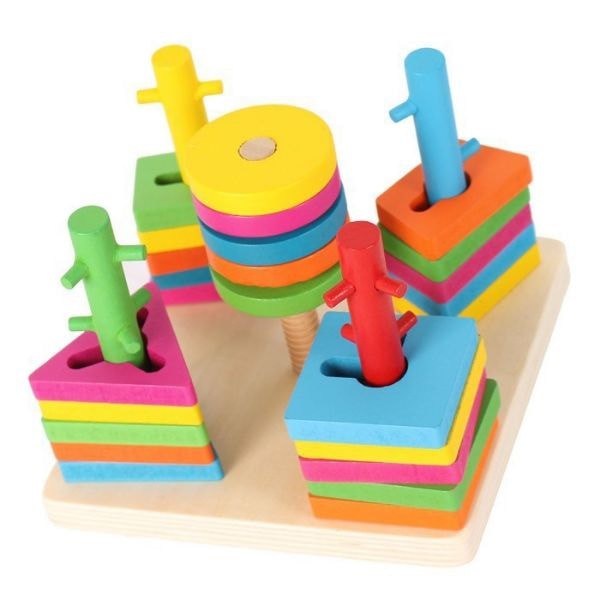 Fából készült készségfejlesztő válogató játék babáknak (1)