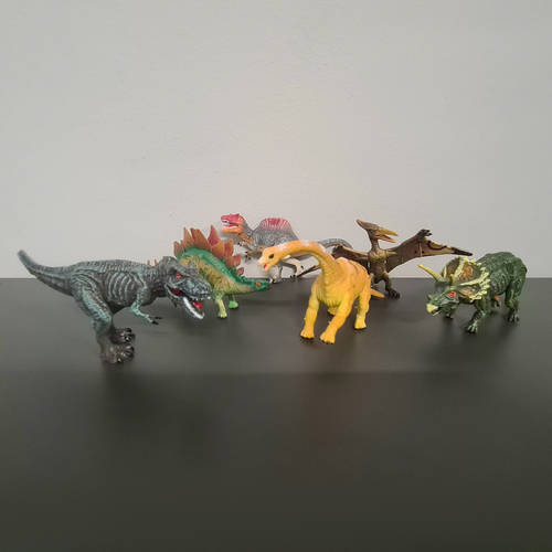 6 darabos valósághű dinoszaurusz figura készlet gyerekeknek – mozgatható részekkel (BB-19745) (1)