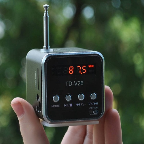 Hordozható, vezeték nélküli mini hangszóró FM rádióval, Bluetooth funkcióval – 5 x 5 x 5 cm, fekete (BB-12274) (7)