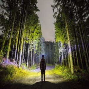 Nagy fényerejű fejlámpa 5 x T6 CREE leddel / akkumulátorral - állítható pántokkal, 4 világítási móddal (BBL) - Image 4