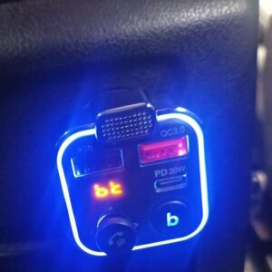 FM Bluetooth transzmitter – Bluetooth FM adó és töltőadapter 2xUSB + USB Type-C csatlakozóval (WNDR22355) - Image 9