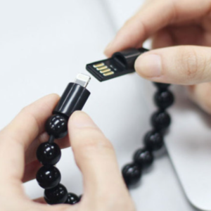 Fekete színű USB töltőkábel karkötő iPhone-hoz – lightning csatlakozó (FX) (BLLV) - Image 9